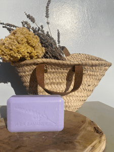 Savon 200 g à la lavande - La Maison du Lavandin Puimoisson